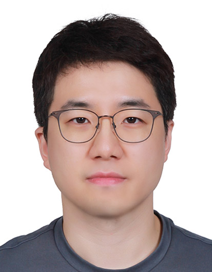 Eunho Yang