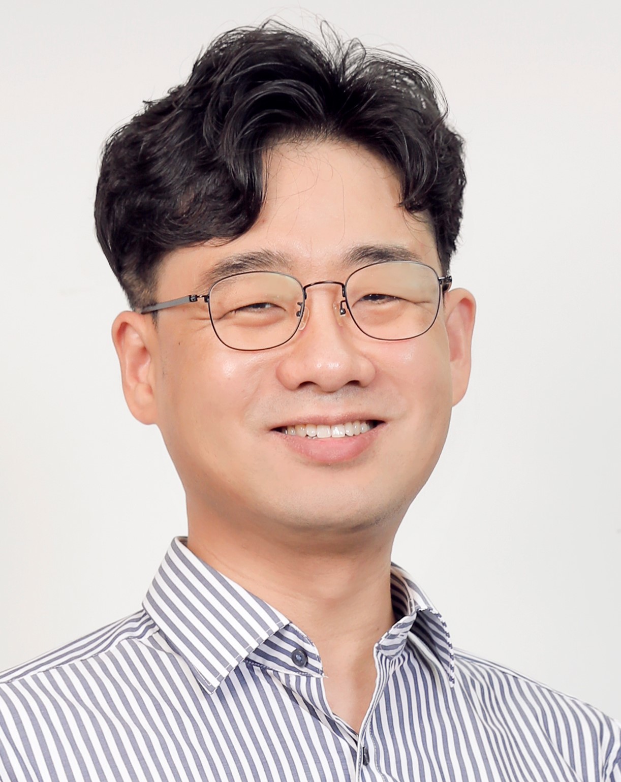 Sunghyun Cho